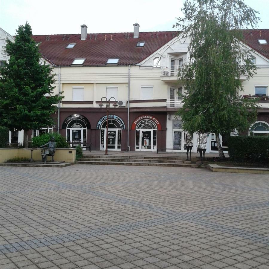 שיופוק Mary Apartment מראה חיצוני תמונה