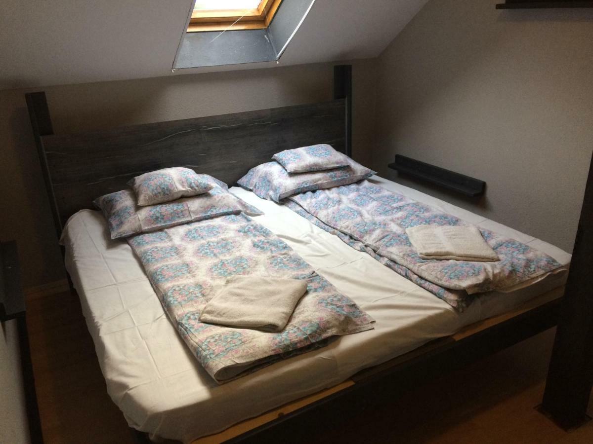 שיופוק Mary Apartment מראה חיצוני תמונה