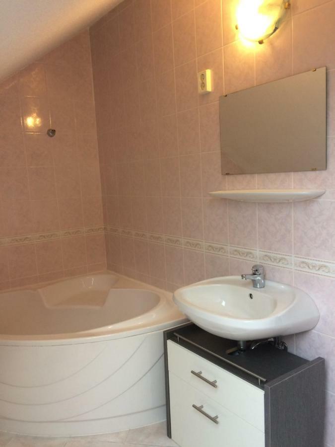 שיופוק Mary Apartment מראה חיצוני תמונה