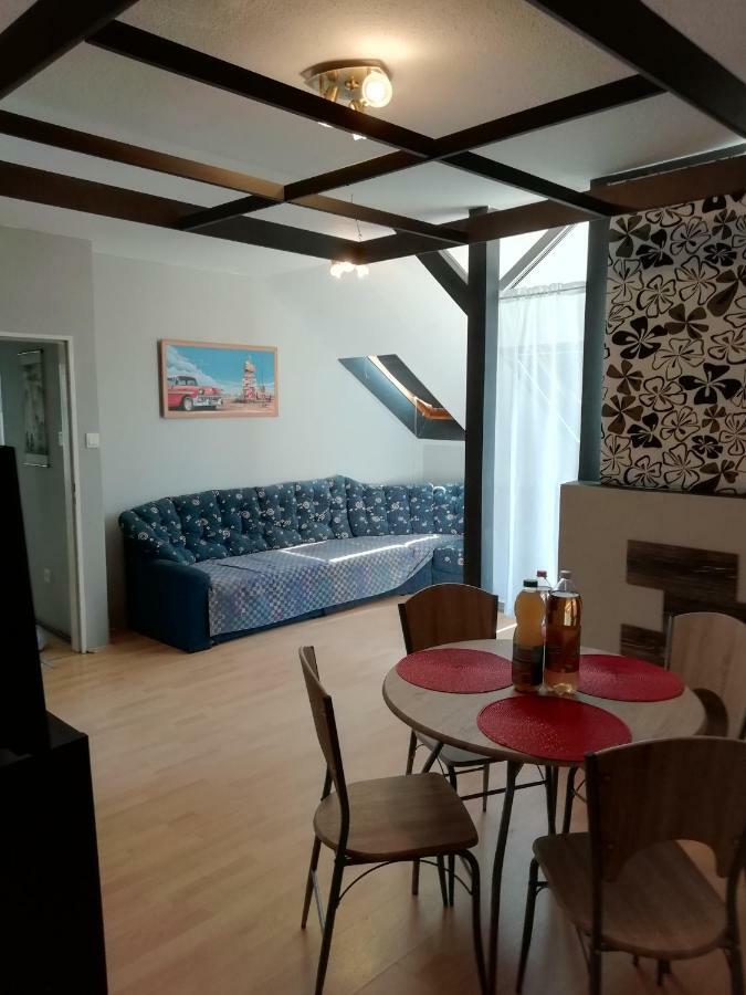 שיופוק Mary Apartment מראה חיצוני תמונה